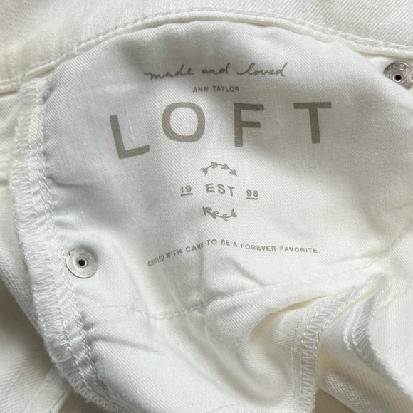 Ann Taylor LOFT Side Stripe Frayed High Waist Skinny Crop White Jeans - Picture 10 of 11